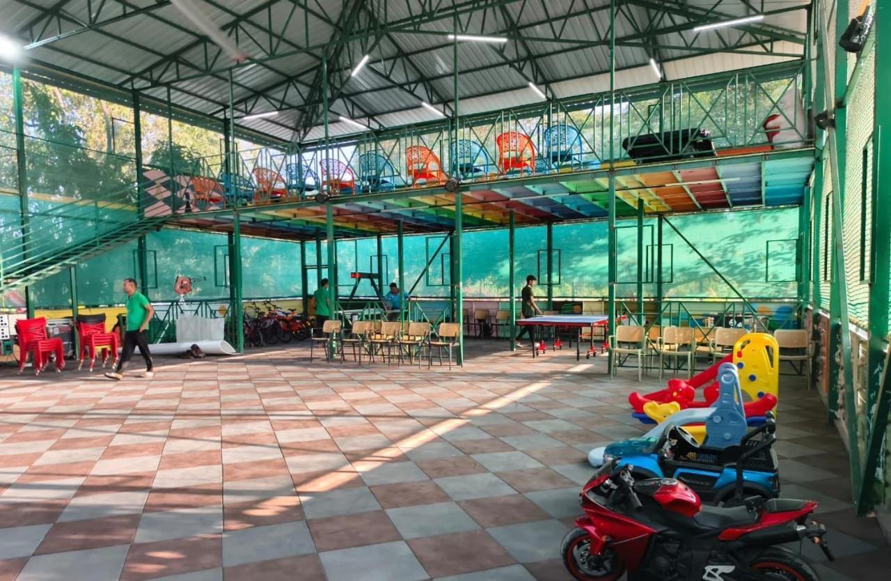אליבג Elitehotels And Resorts Pvt Ltd מראה חיצוני תמונה